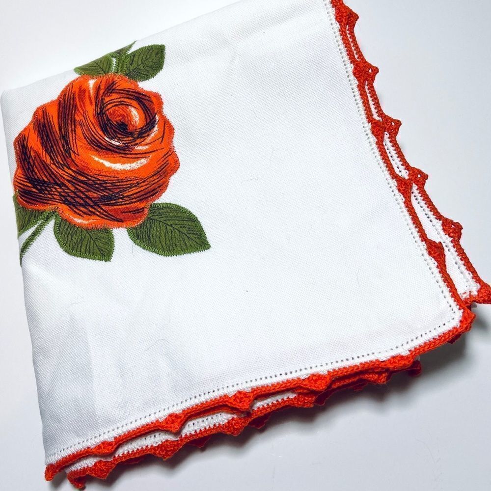 Vintage Tablecloth. Crochet Edge, rose square small tablecloth. Cottagecore